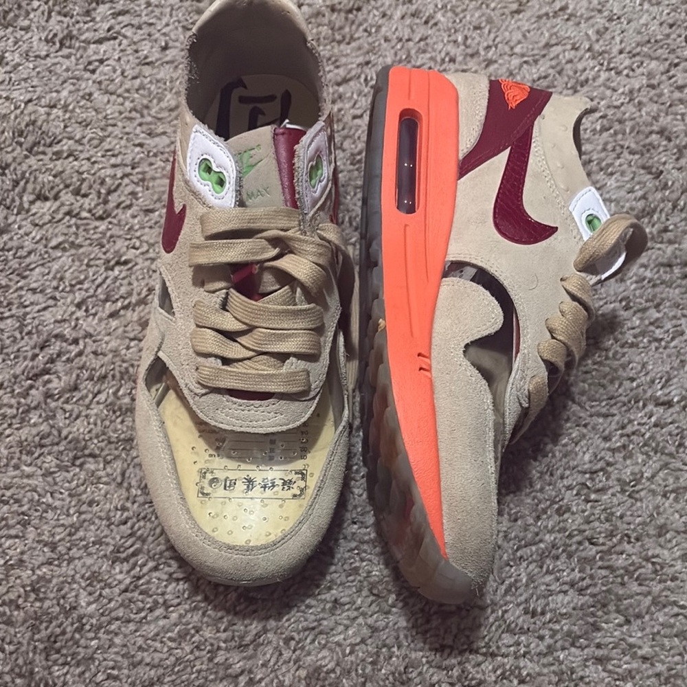 Nike Beige and Red Sneakers